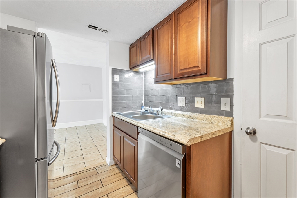 15 Marion Street #D, Boston, MA Photo #5