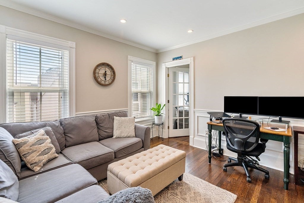 176 Bowen St #3, Boston, MA, 176 Bowen St #3, Boston, MA Photo #2