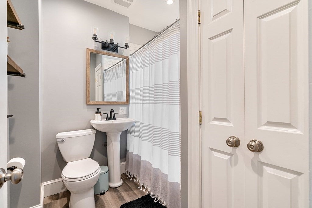 176 Bowen St #3, Boston, MA, 176 Bowen St #3, Boston, MA Photo #10