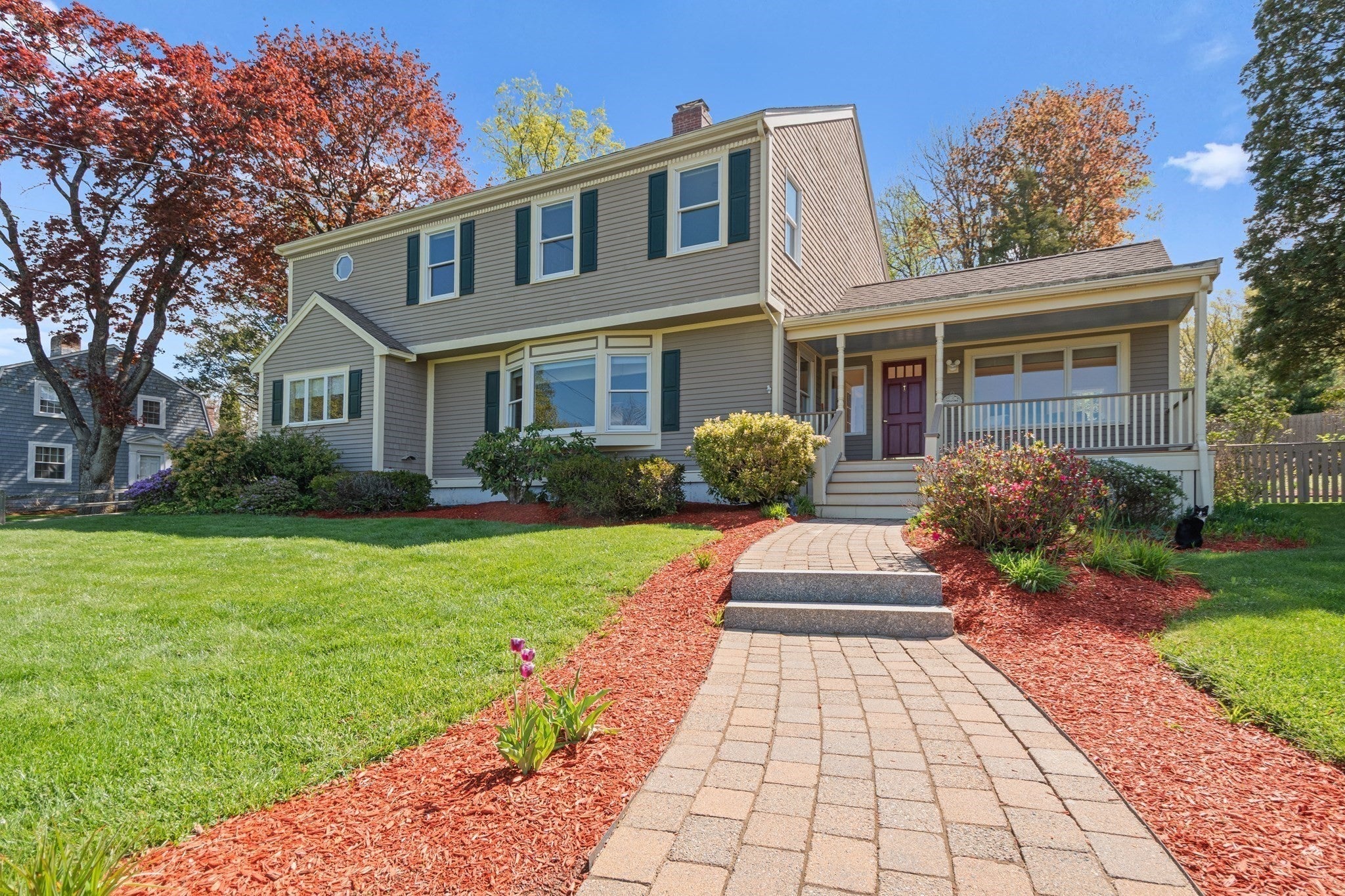 122 Deerfoot Rd