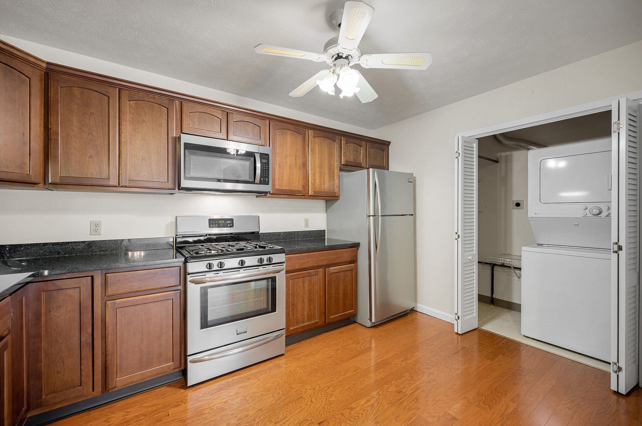 59 Mill St 301