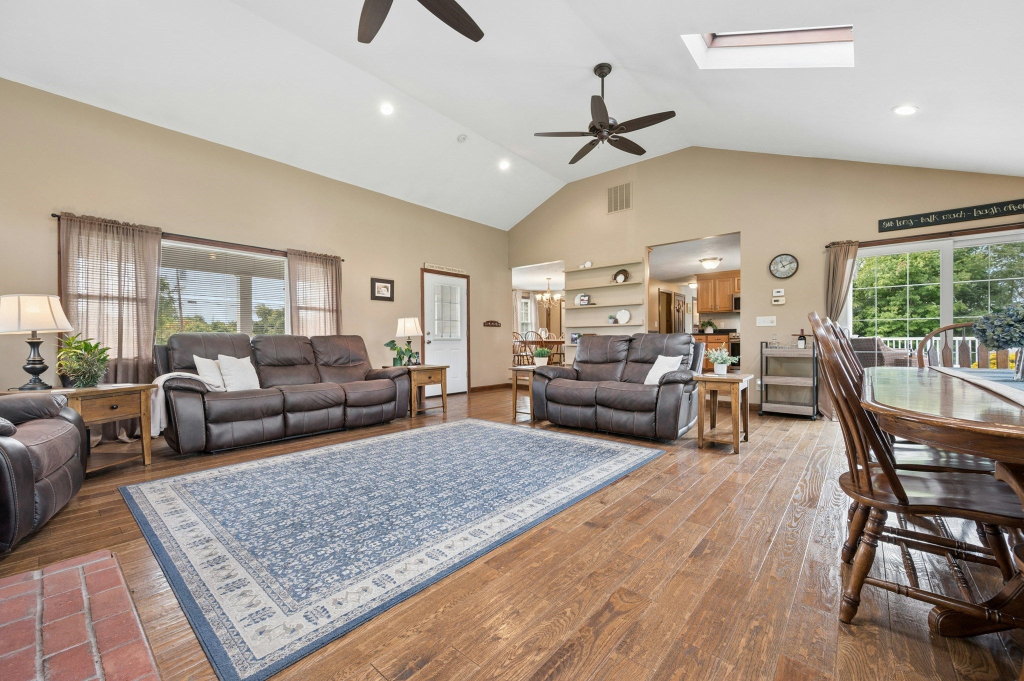 196 Eight Lots Rd, Sutton, MA Photo #10