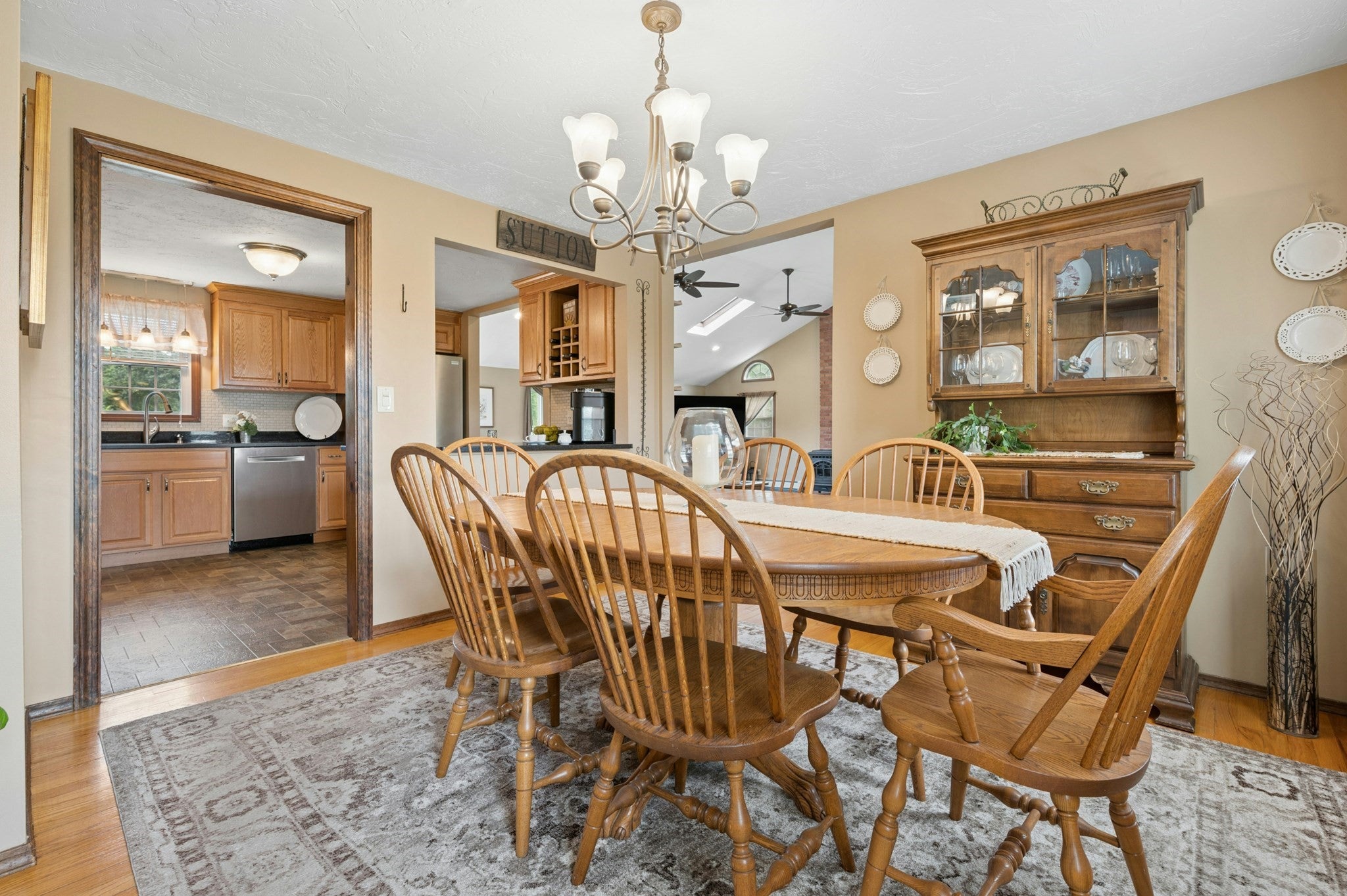196 Eight Lots Rd, Sutton, MA Photo #17