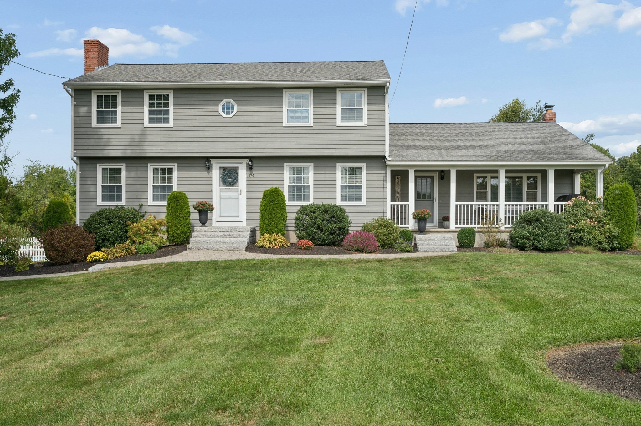 196 Eight Lots Rd, Sutton, MA Photo #1