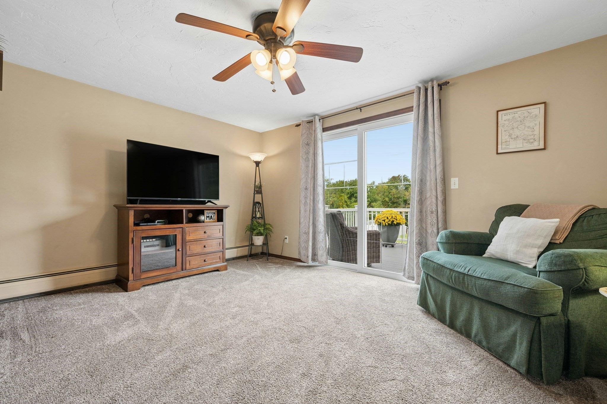 196 Eight Lots Rd, Sutton, MA Photo #22