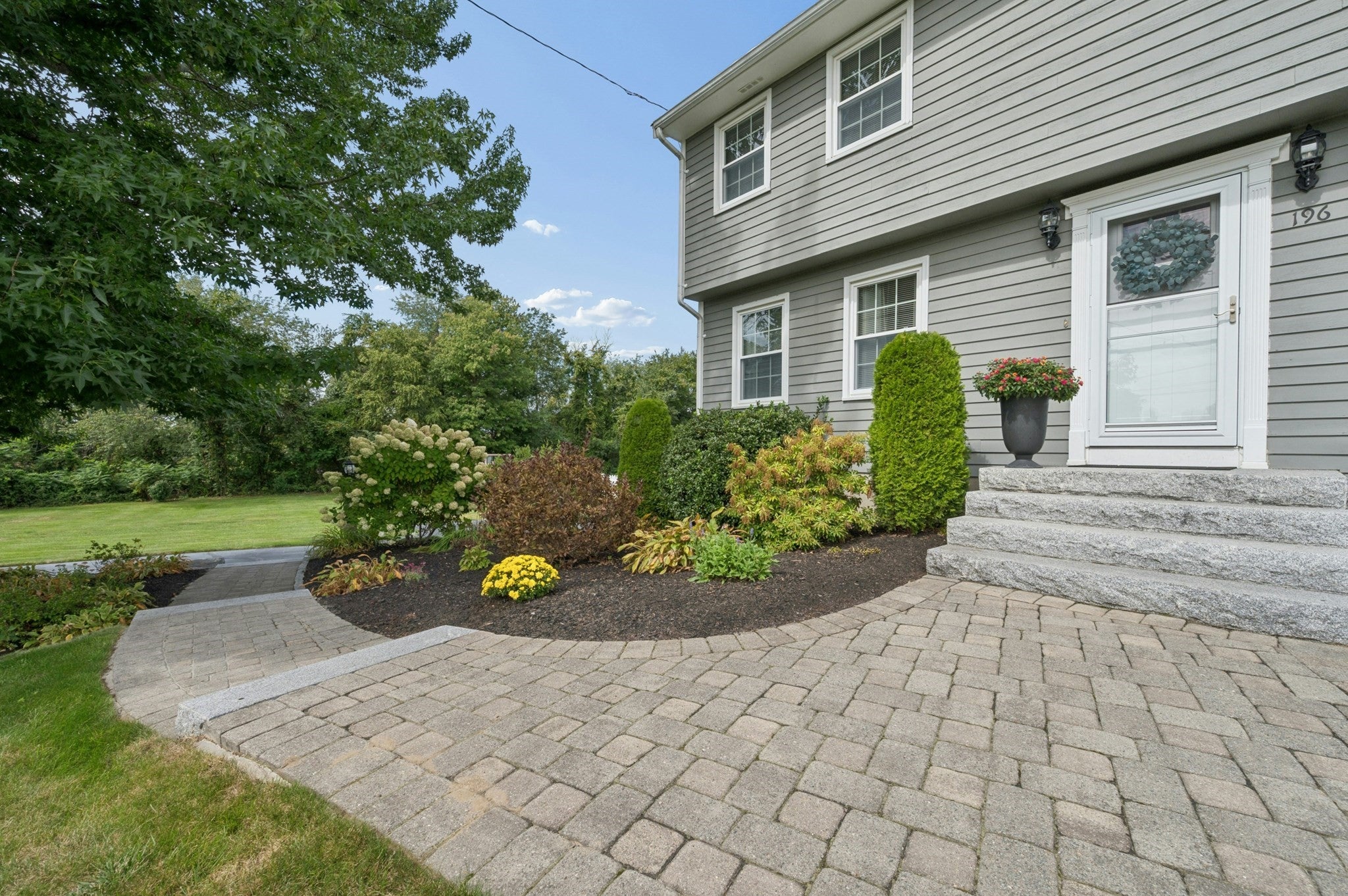 196 Eight Lots Rd, Sutton, MA Photo #5