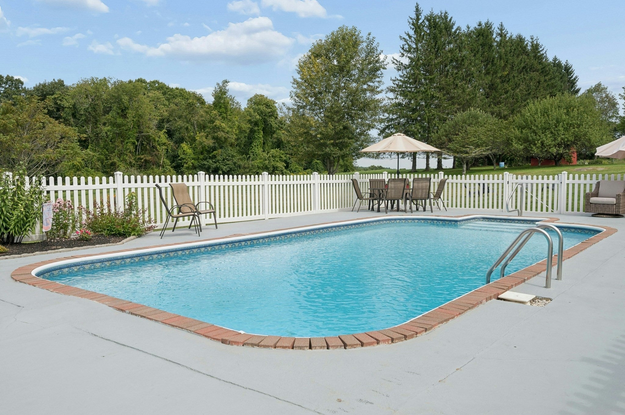 196 Eight Lots Rd, Sutton, MA Photo #31