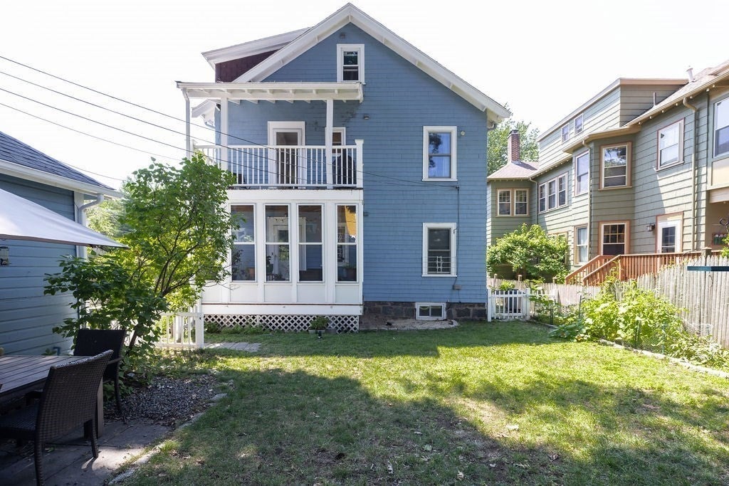 11 Pershing RD #2, Boston, MA Photo #23