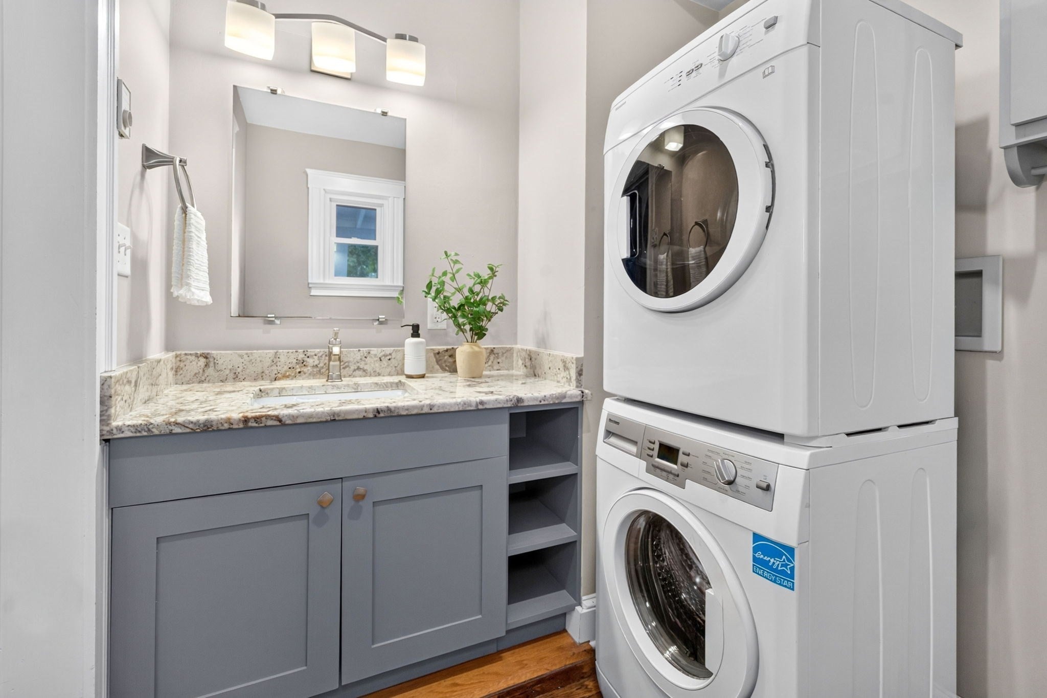 11 Pershing RD #2, Boston, MA Photo #14