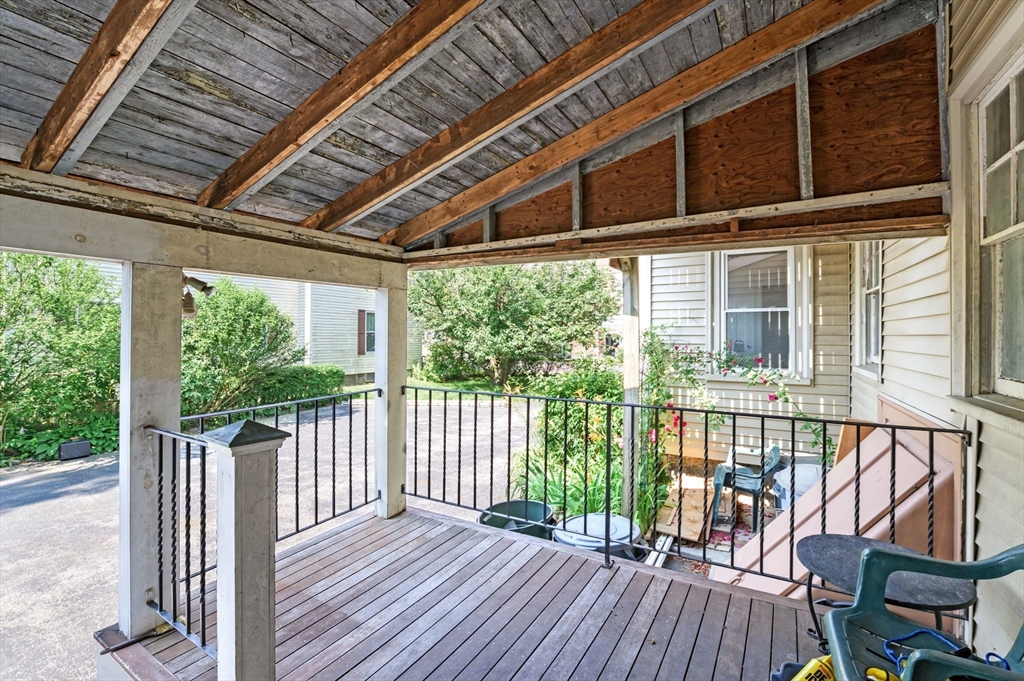 21 Locust St