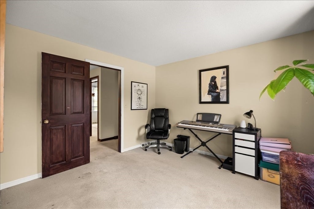 9 Fort Apache Dr, Franklin, MA, 9 Fort Apache Dr, Franklin, MA Photo #25