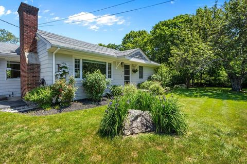 386 Stone Church Tiverton RI 02878