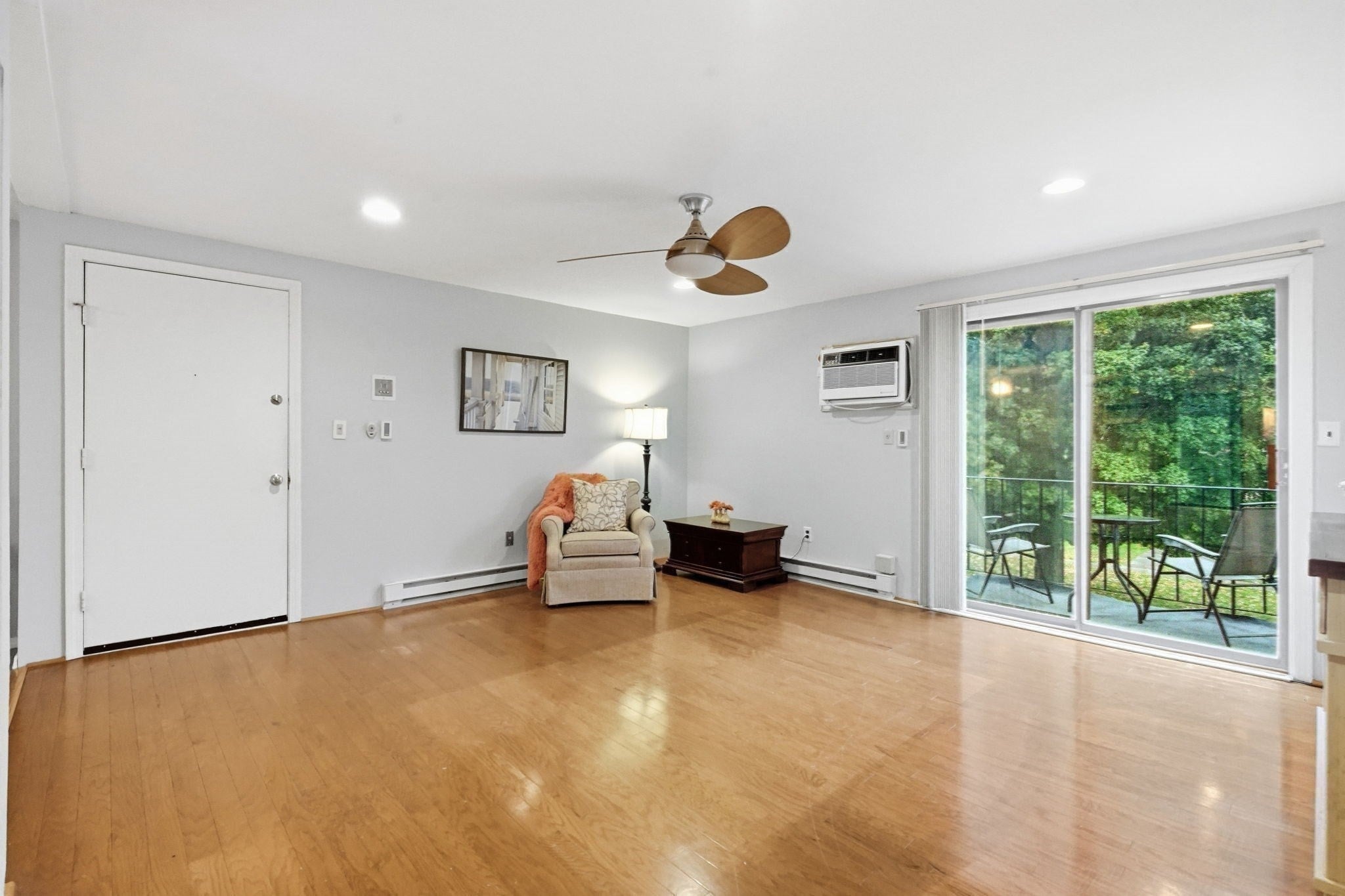 80 Damon Rd #6308, Northampton, MA, 80 Damon Rd #6308, Northampton, MA Photo #4