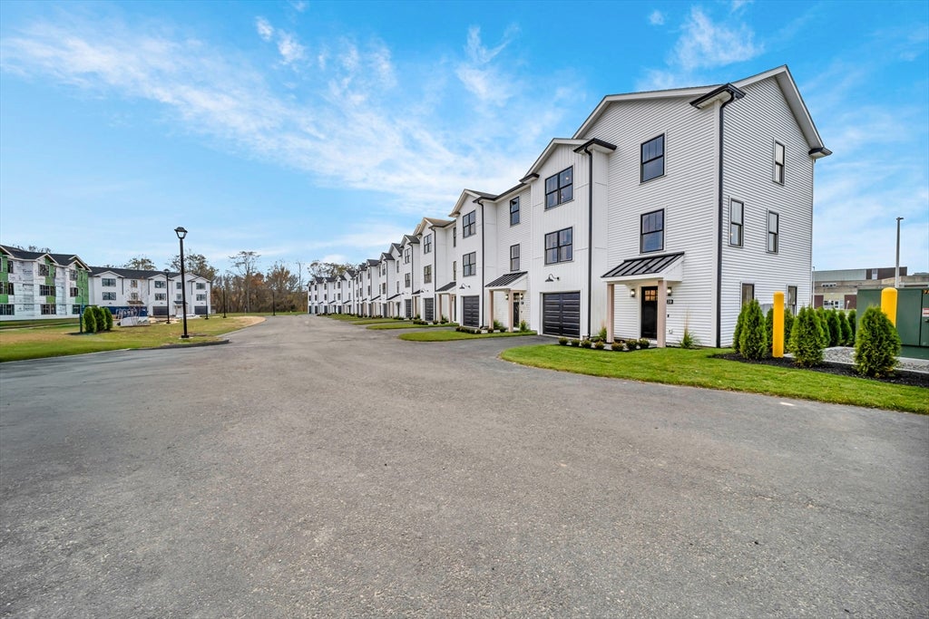 32 Birch Brook Landing #28, Lynn, MA, 32 Birch Brook Landing #28, Lynn, MA Photo #35