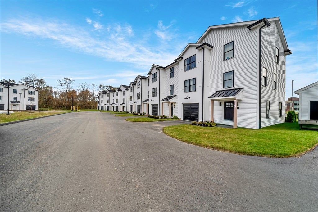 32 Birch Brook Landing #28, Lynn, MA, 32 Birch Brook Landing #28, Lynn, MA Photo #2