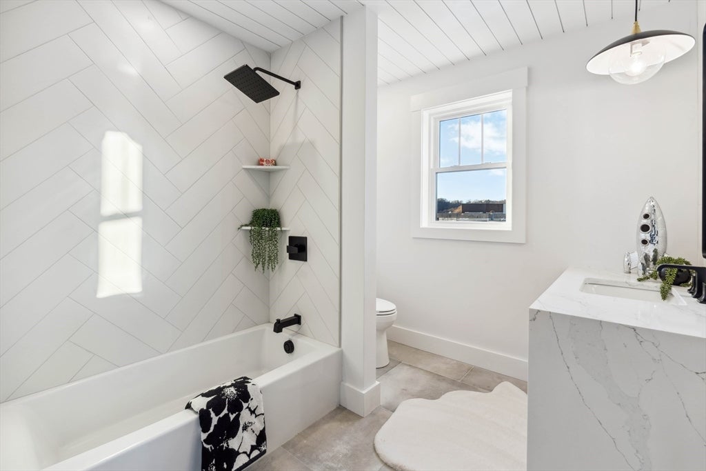 32 Birch Brook Landing #28, Lynn, MA, 32 Birch Brook Landing #28, Lynn, MA Photo #28