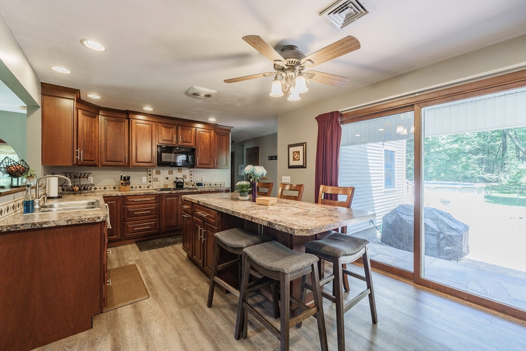 128 Skyline Dr