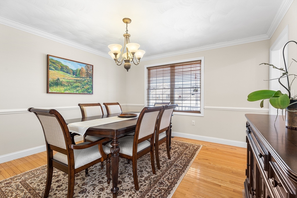 5 Apple Crest Drive