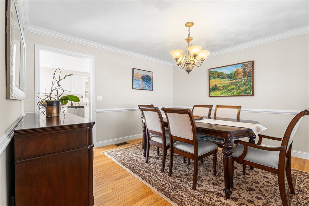 5 Apple Crest Drive