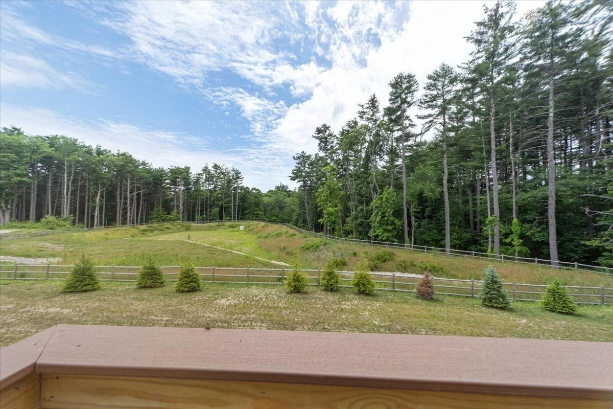 11 Winslow Lane 2, Grafton MA 01536
