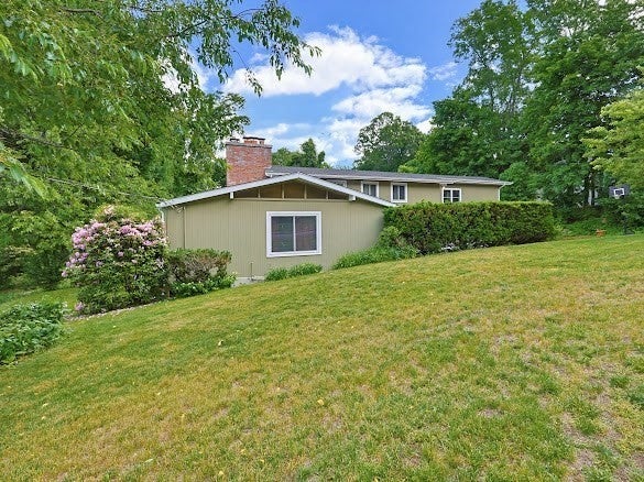 17 Churchill Road