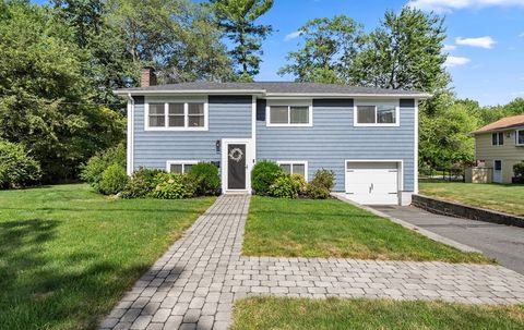 14 Carpenter Road Lynnfield MA 01940