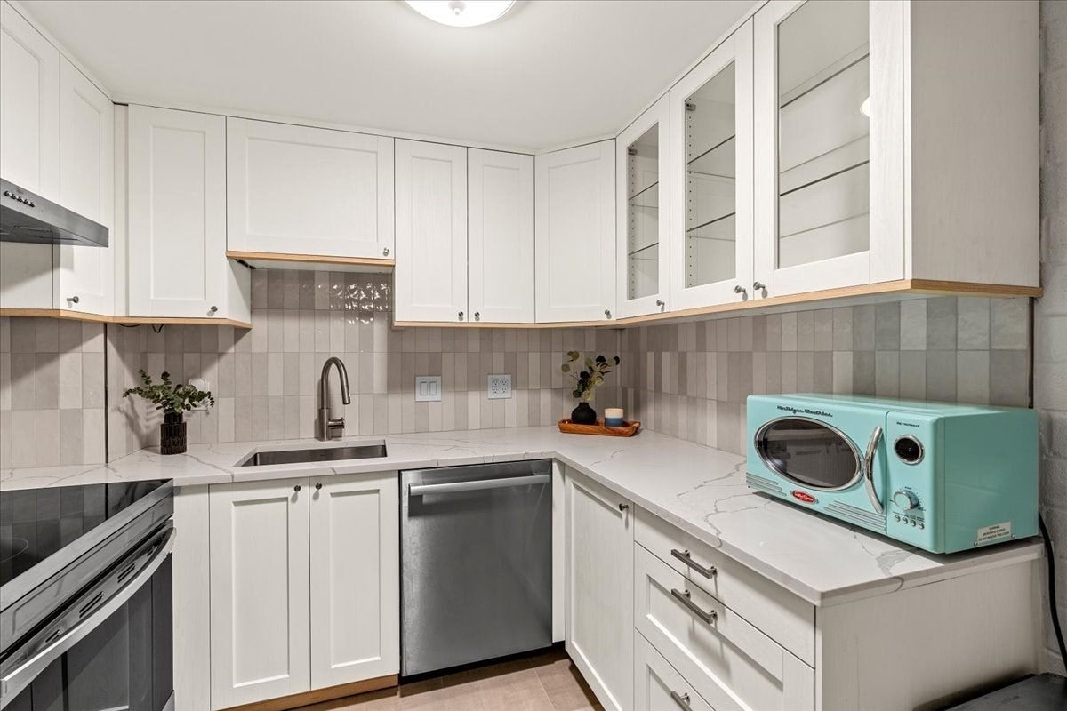 185 Quincy Shore Dr 24