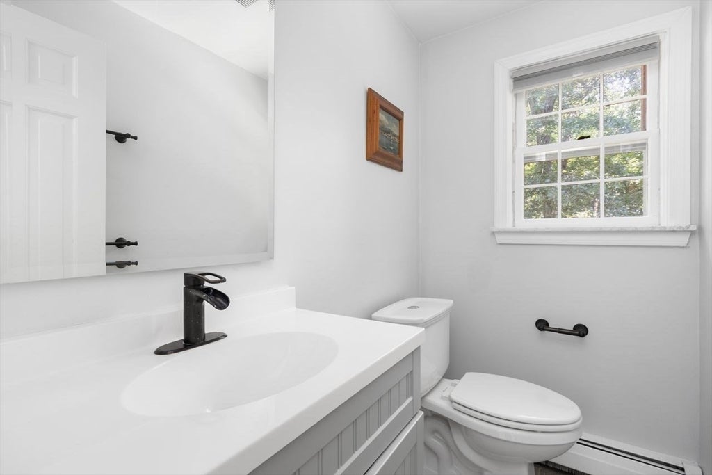 15 Williams Road, Smithfield, RI, 15 Williams Road, Smithfield, RI Photo #19