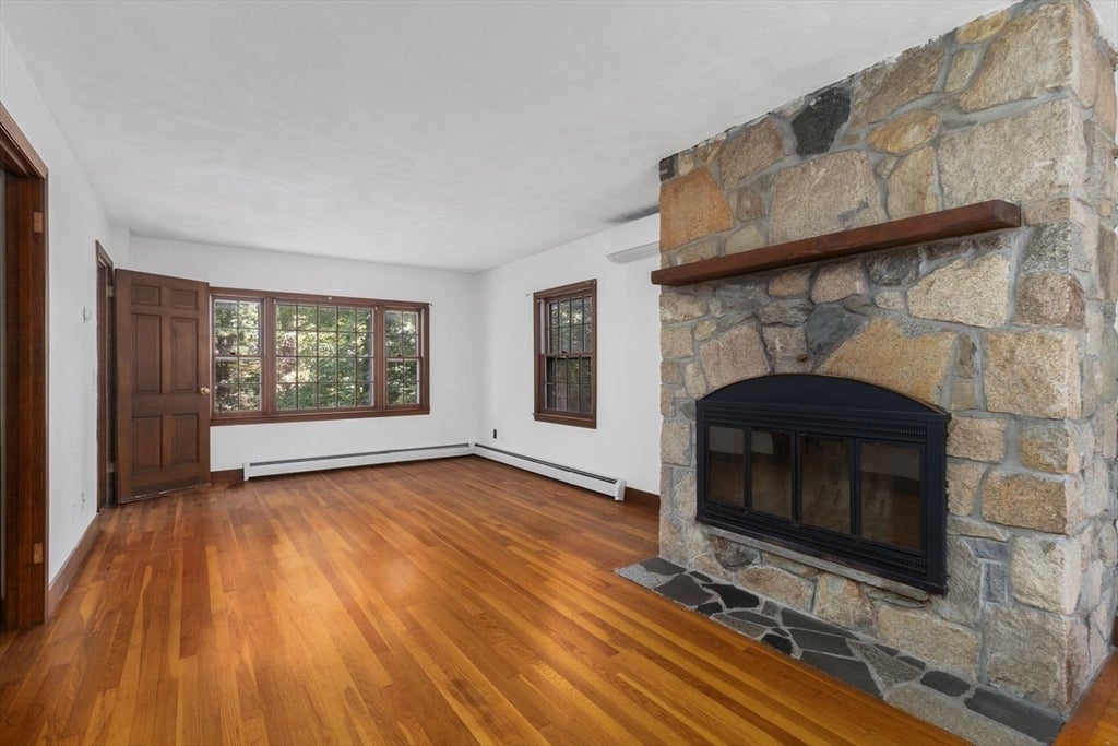 15 Williams Road, Smithfield, RI, 15 Williams Road, Smithfield, RI Photo #7