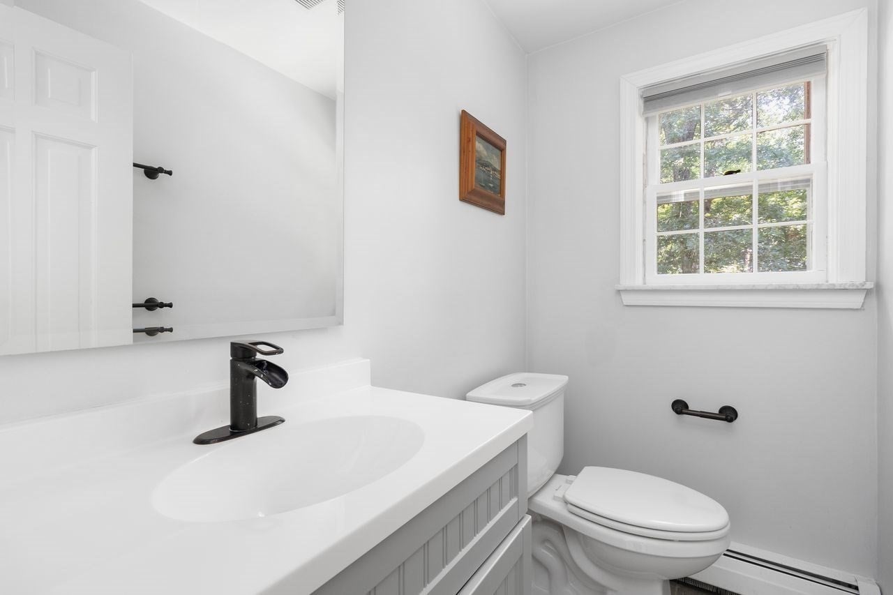 15 Williams Road, Smithfield, RI, 15 Williams Road, Smithfield, RI Photo #19
