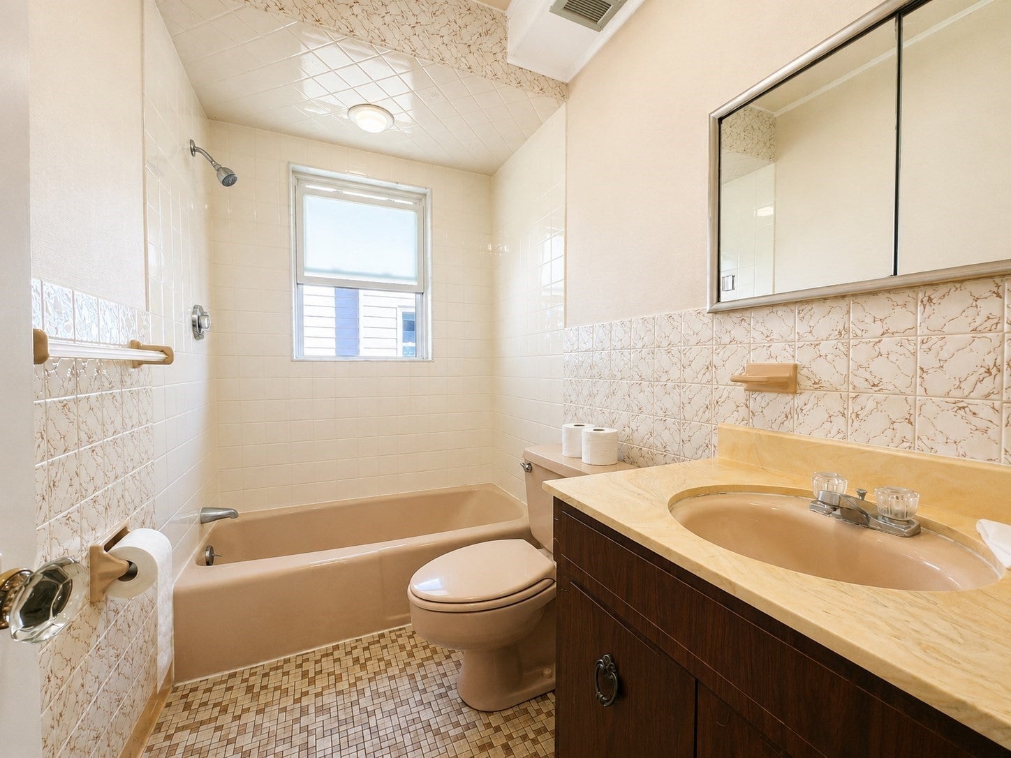 51 Alma Ave #1, Belmont, MA, 51 Alma Ave #1, Belmont, MA Photo #8