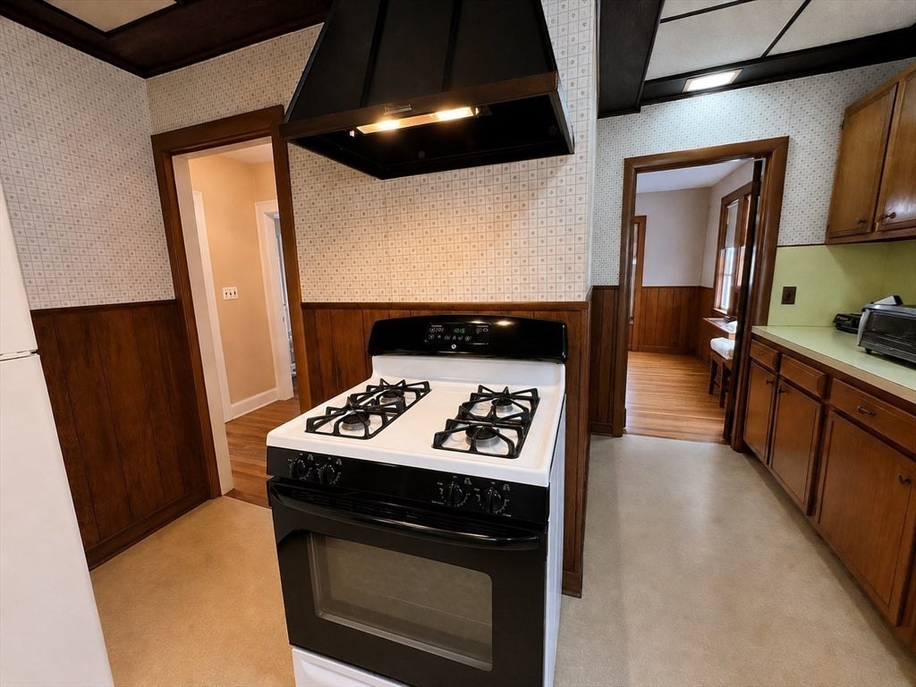 51 Alma Ave #1, Belmont, MA, 51 Alma Ave #1, Belmont, MA Photo #6