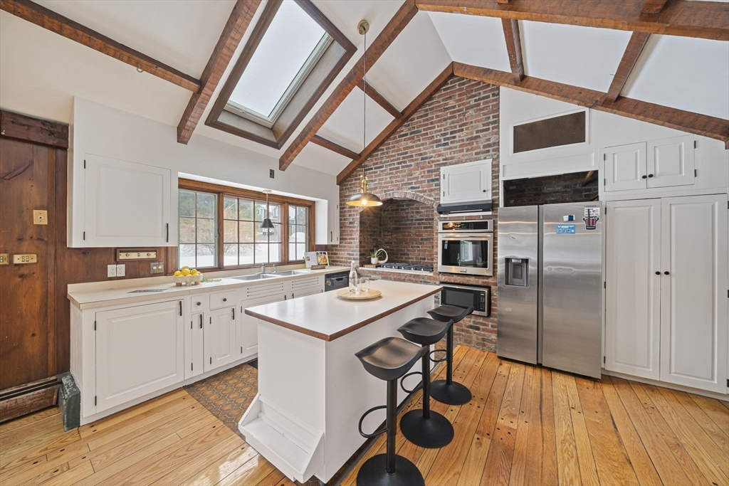 8 Conway Lane, Foxboro, MA Photo #6