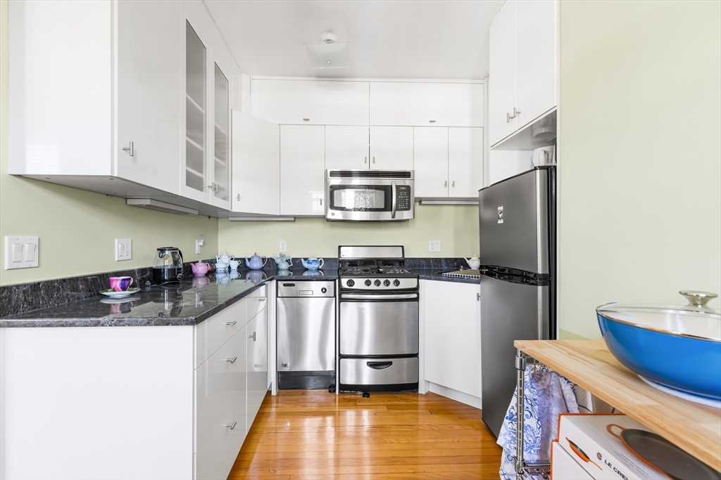 1450-1454 Beacon St #644, Brookline, MA Photo #3