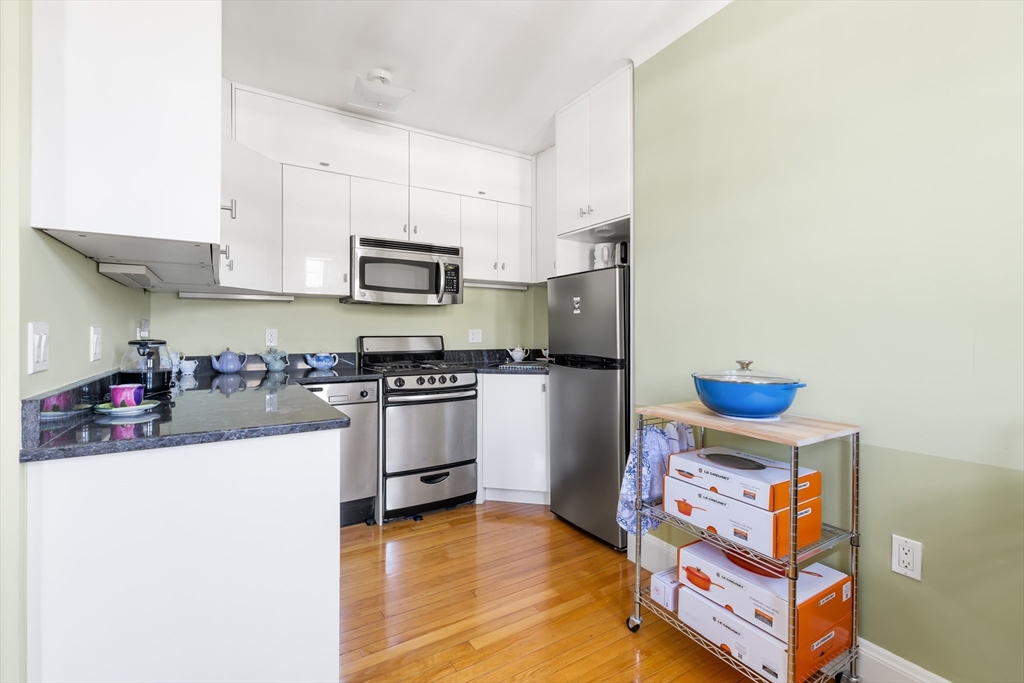 1450-1454 Beacon St #644, Brookline, MA Photo #2