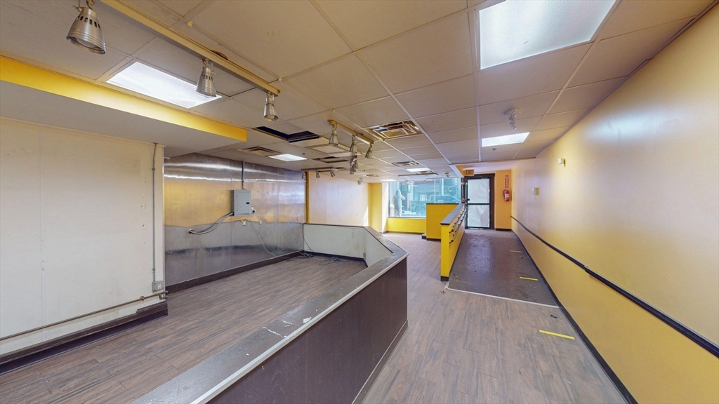 185 Devonshire St 100