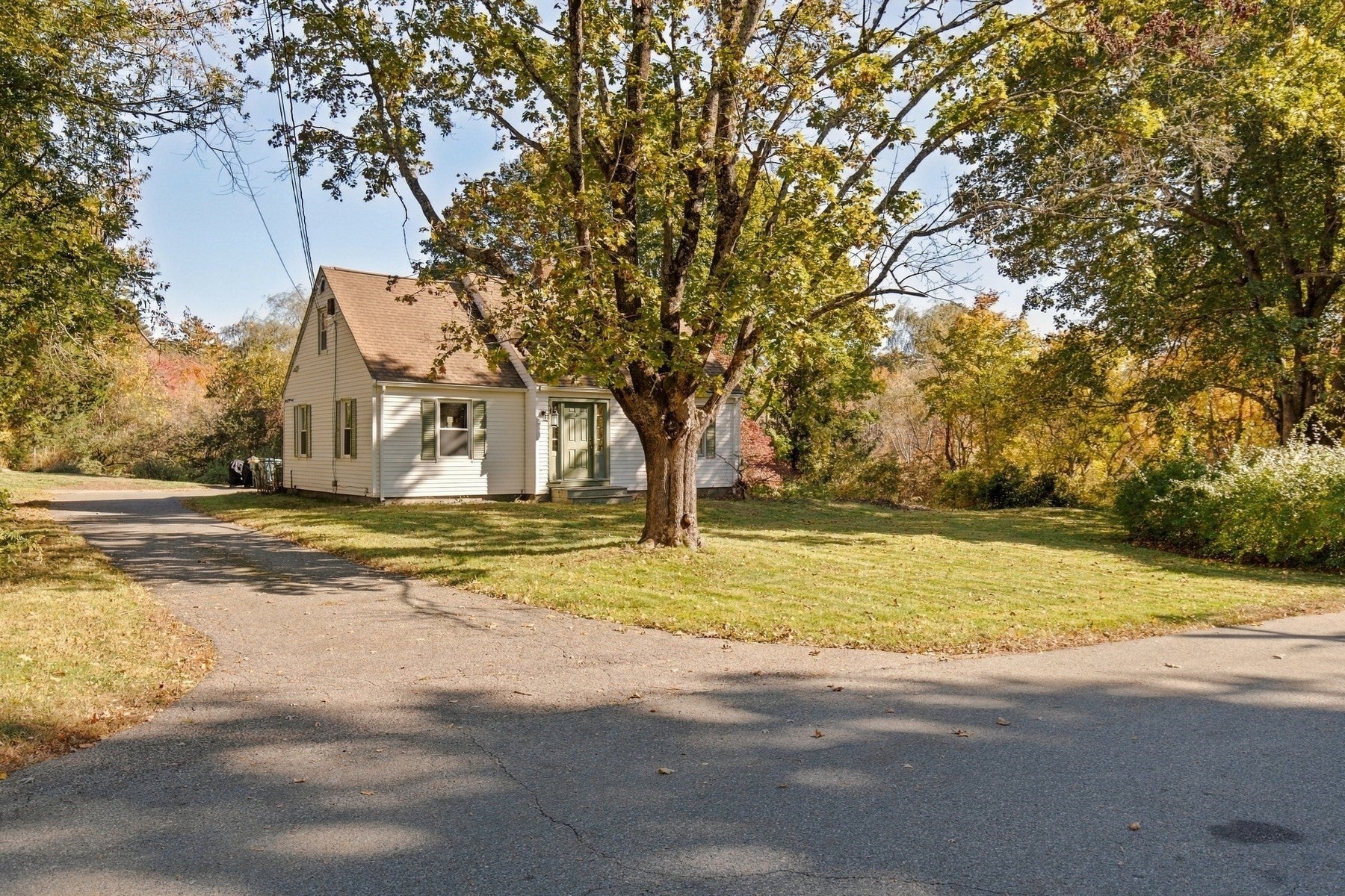 8 Crescent Road