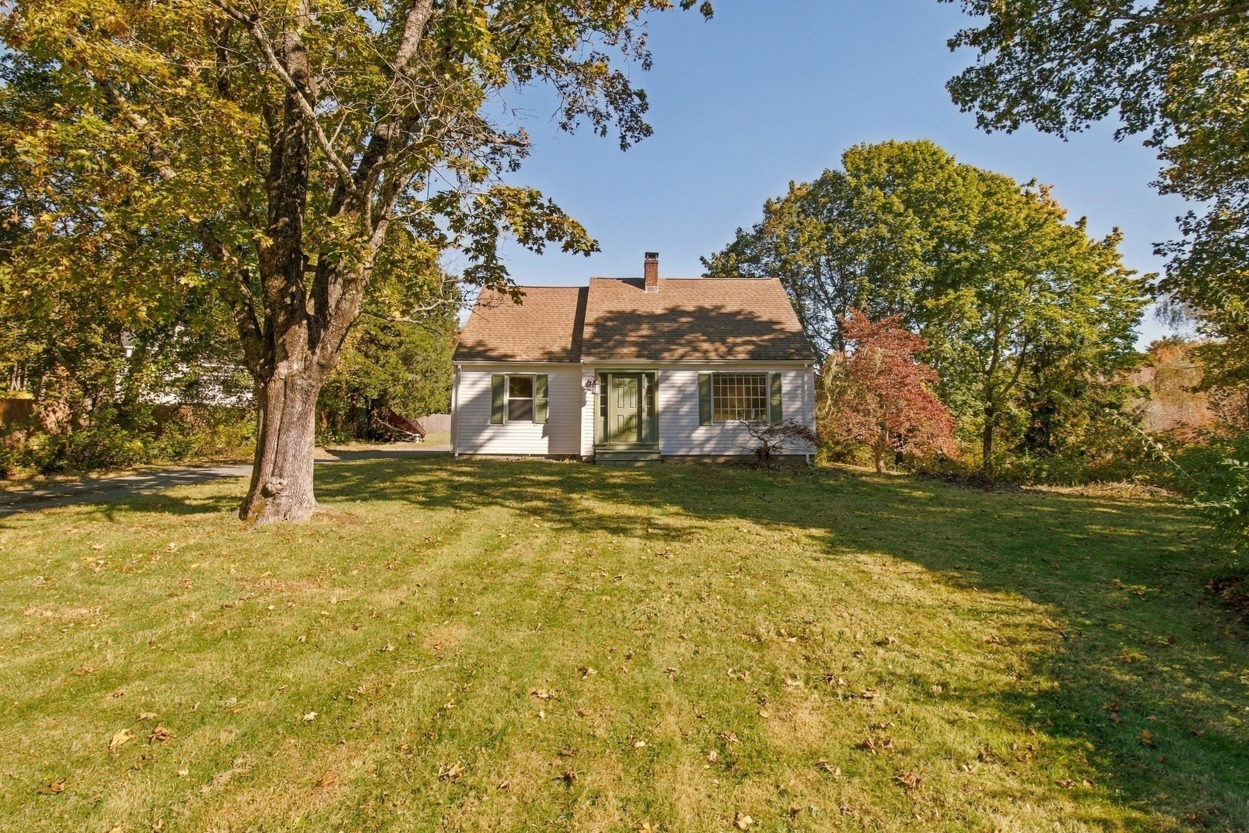 8 Crescent Road