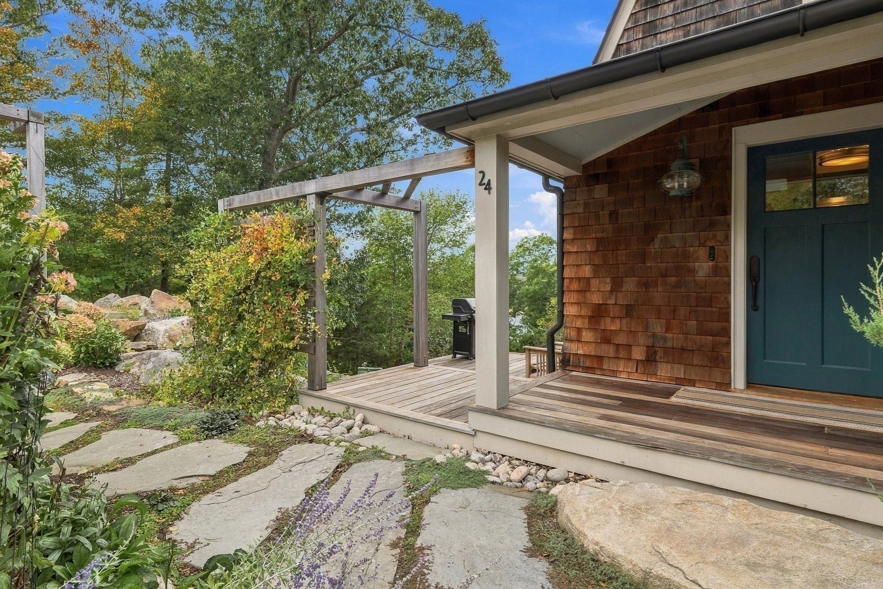 24 Uncas Rd, Gloucester, MA Photo #32
