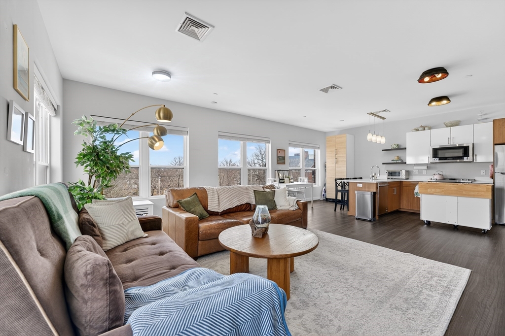 999 Hancock Street 402