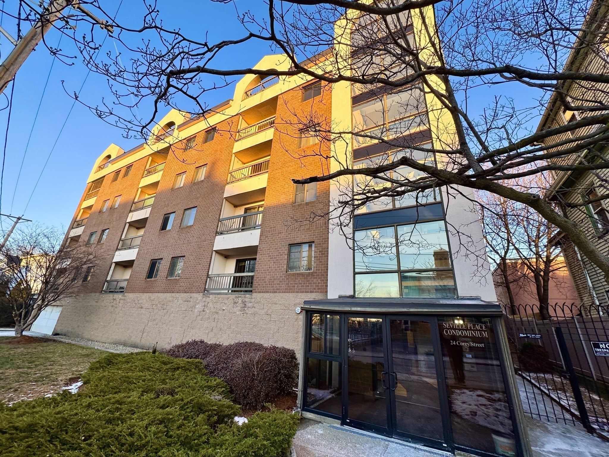 24 Corey St
