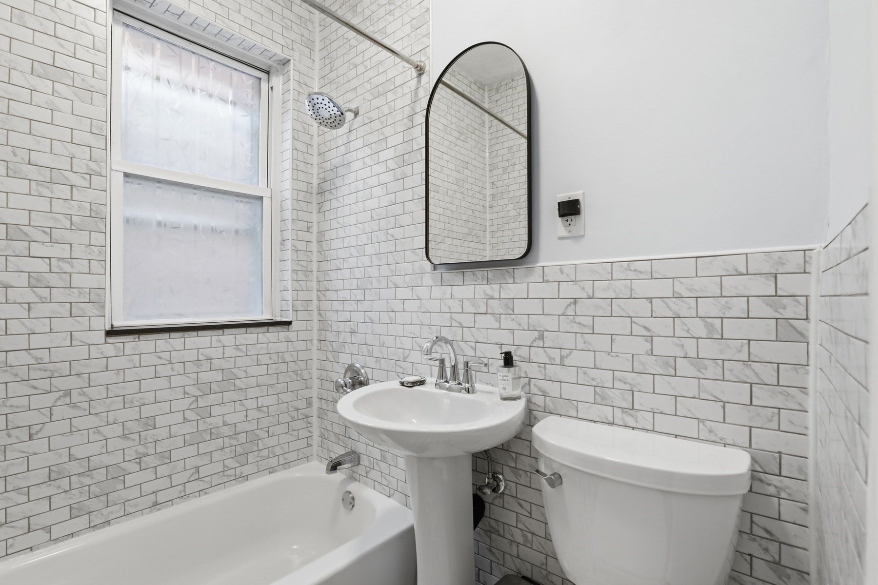 1896 Beacon St #3A, Brookline, MA Photo #10