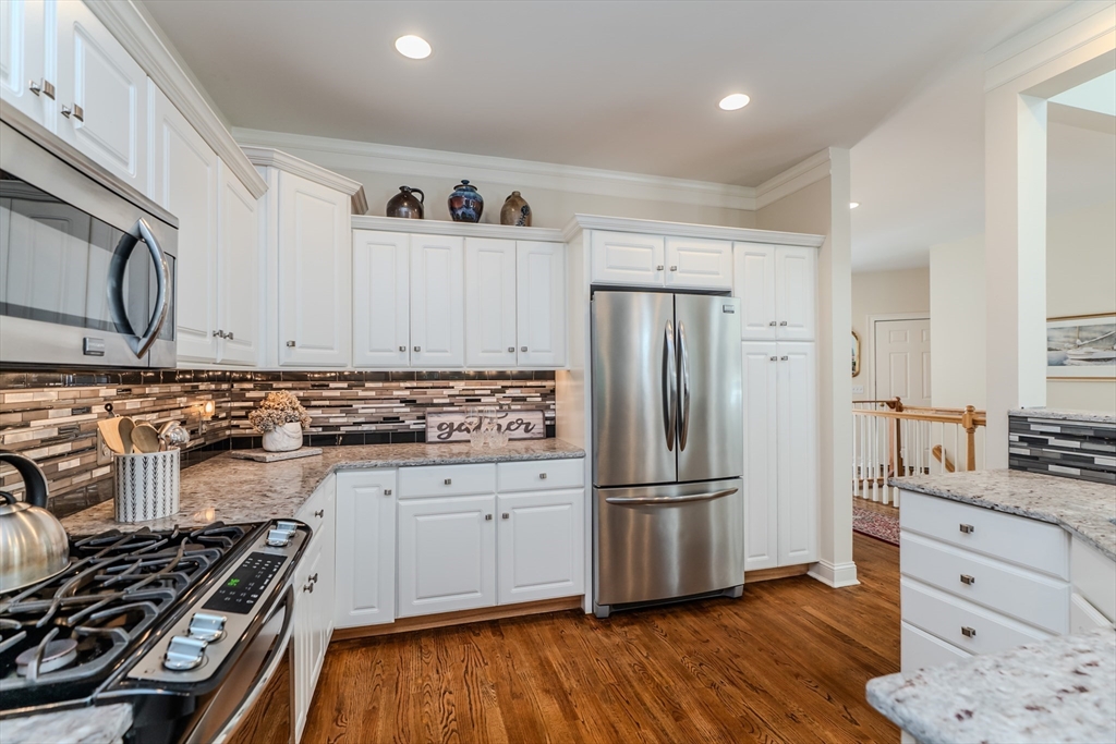 Wilbraham, Massachusetts 01095, United States, 2 Bedrooms Bedrooms, ,2 BathroomsBathrooms,Residential,Contingent,152613