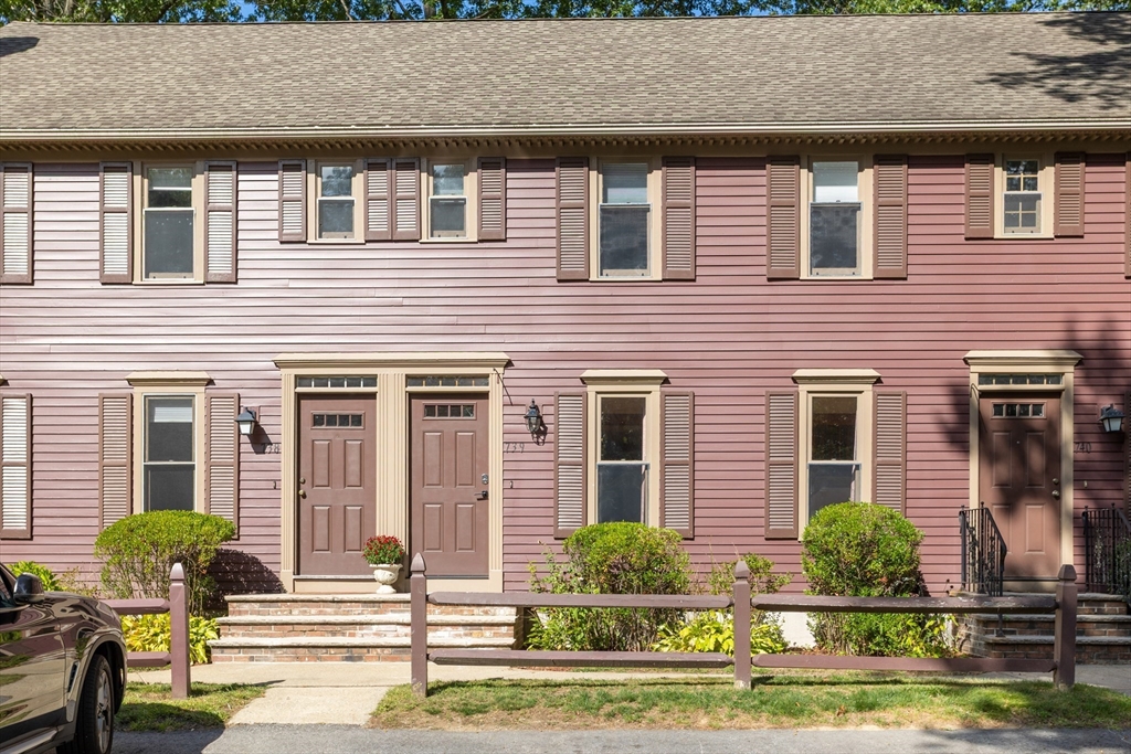 739 Wellman Ave 739