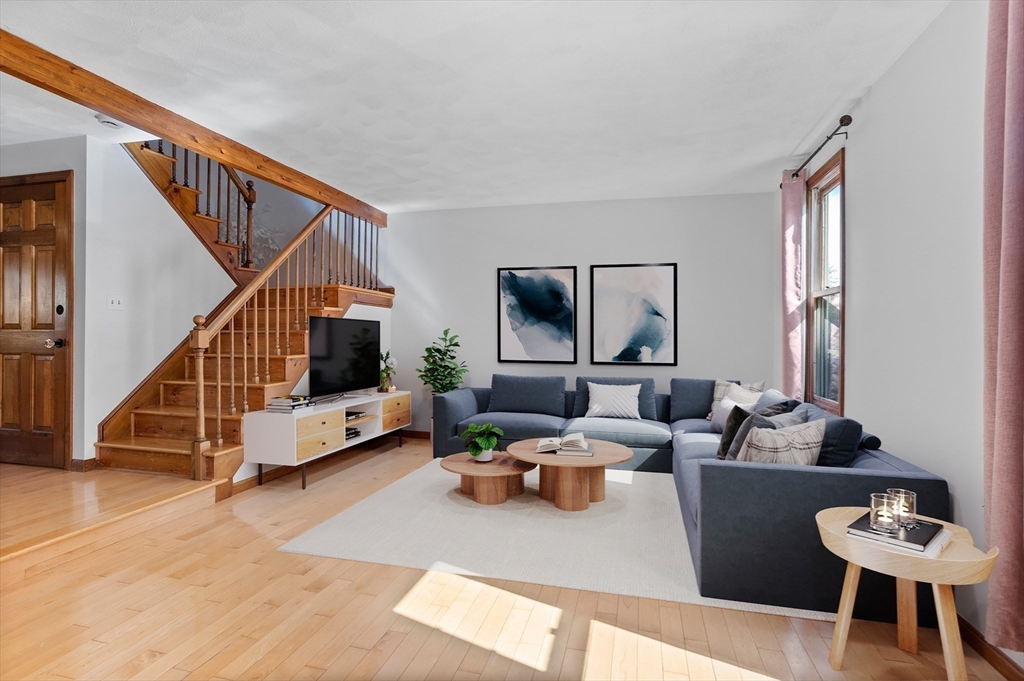 739 Wellman Ave 739