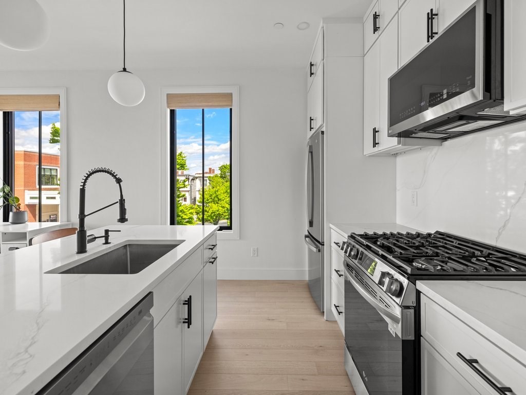 490 Bennington 2