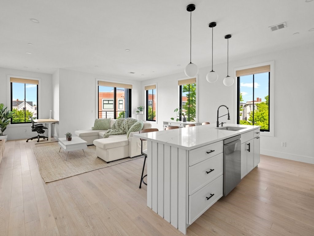 490 Bennington 2