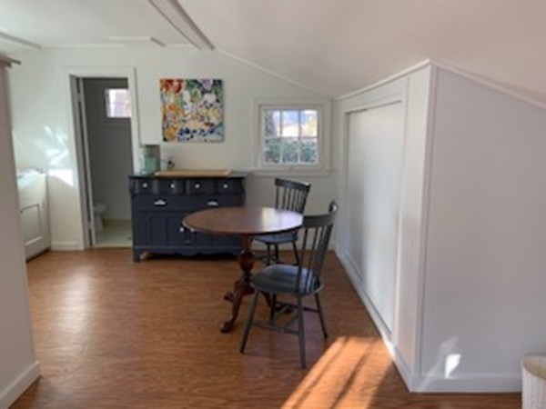 Falmouth, Massachusetts 02556, United States, 3 Bedrooms Bedrooms, ,2 BathroomsBathrooms,Residential,Active,43726