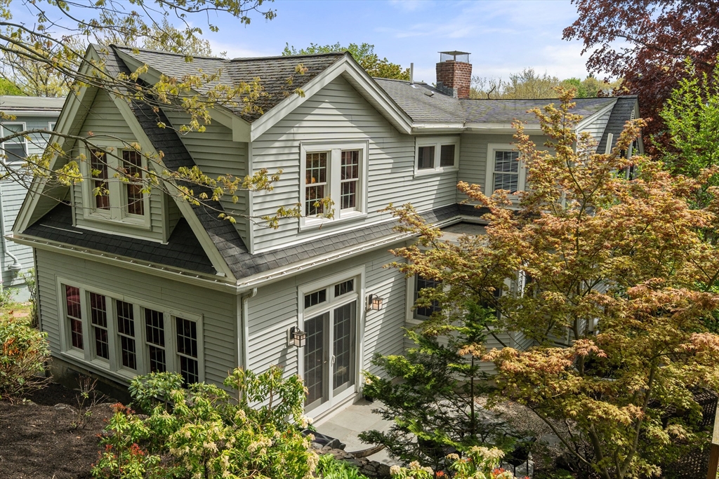 Photo of 14 Arlmont Street, Arlington, MA