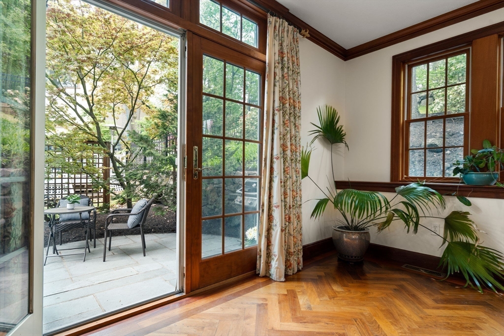 14 Arlmont Street, Arlington, MA Photo #6